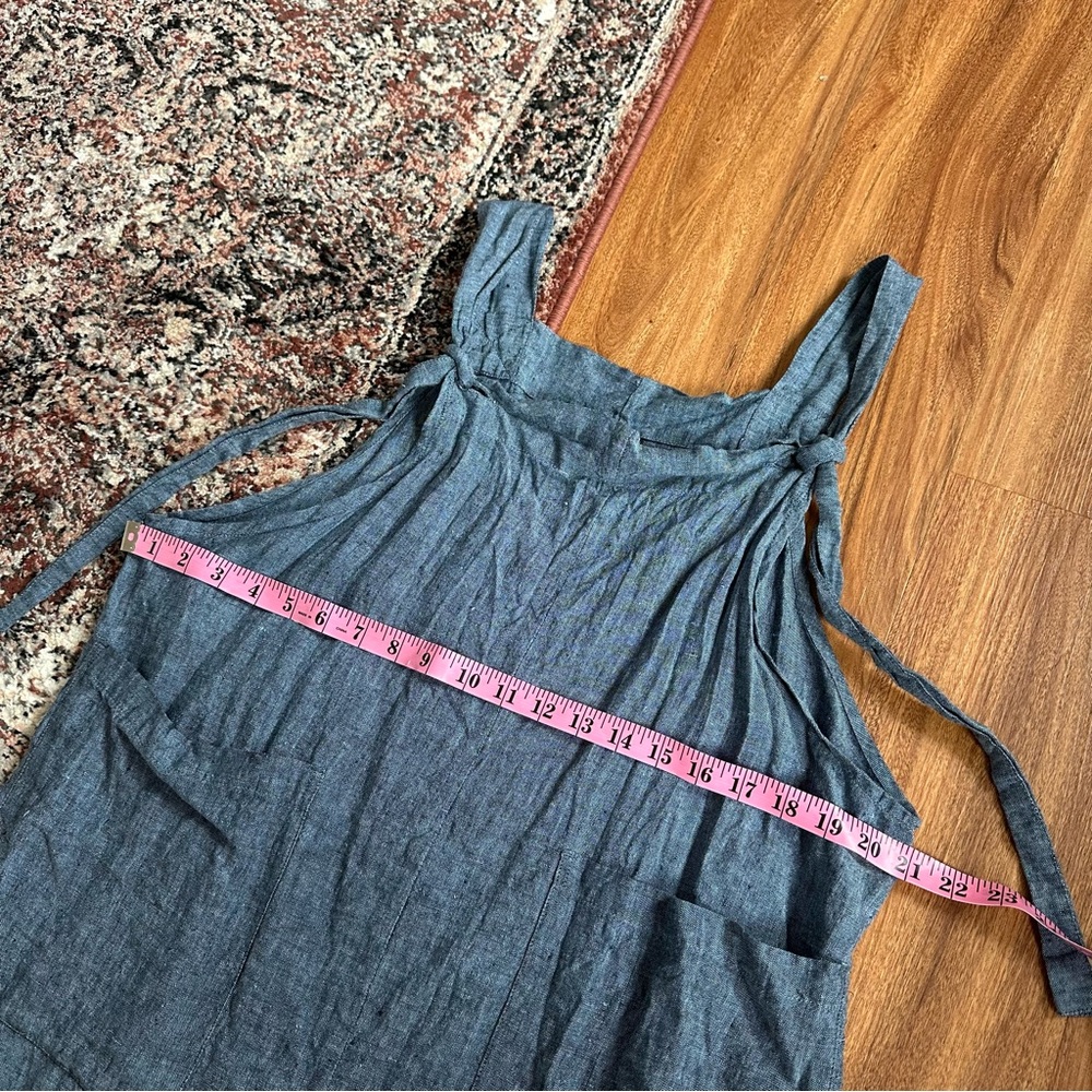 Vikolino linen garden dress French linen  apron in chambray/denim - Picture 3 of 8